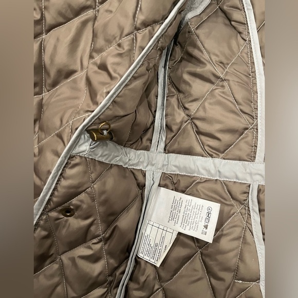 [S]Eddie Bauer EB550 Women's Quilted Silver Down Vest - Picture 6 of 10